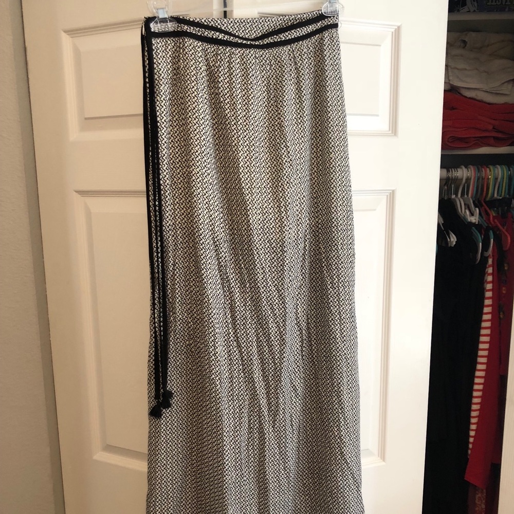 Beautiful long skirt!
